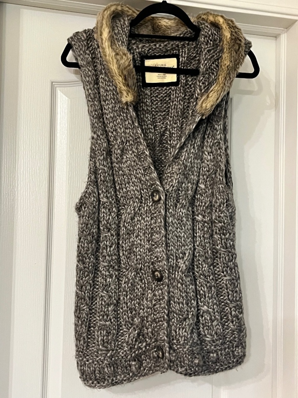 Natural Reflections Grayish/White Chunky Knit ButtonUp Hoodie Vest FauxFur Trim